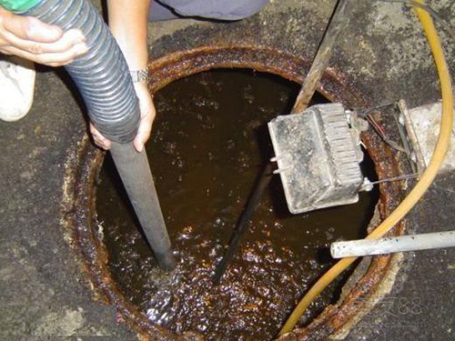 巴林左隔油池清理